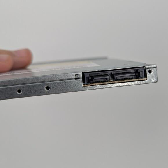 SLIM HL Data Storage Super Multi DVD Writer GUE0N SATA Optical Drive- Untested - Picture 4 of 5